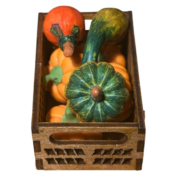 Mini Dollhouse Crate of Pumpkins & Gourds Fall Harvest Halloween Village Decor - Picture 2 of 7